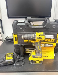 7-7-88214-1-Taladro A Bateria Dewalt DCD709 2