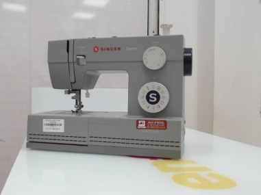 1-1-276954-1-Maquina Coser Singer HD6335M