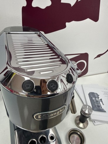 8-8-81928-5-Cafetera Delonghi Dedica style EC78X
