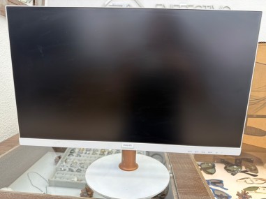1-1-278042-2-Monitor LED Philips 241V8L