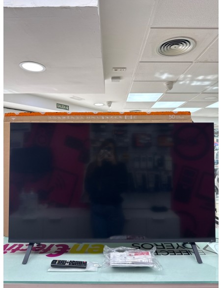 8-8-82439-1-Televisor LED LG 4K Nano UHD AI 50NU8E0B3LA (sin Uso)