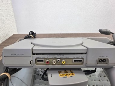 1-1-280402-2-Consola PS1 Fat Gris