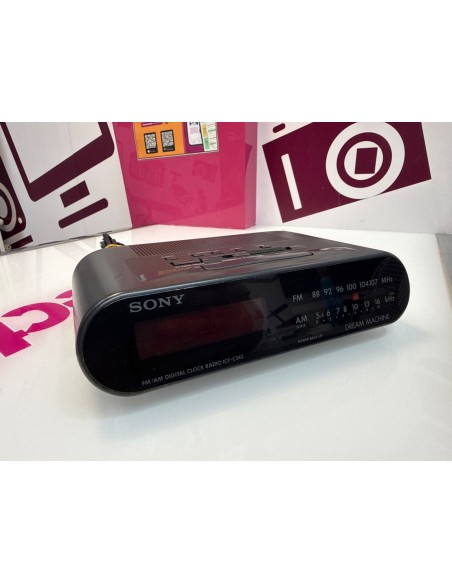 9-9-80796-1-Radio Despertador Sony C242