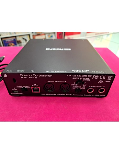 6-6-172694-4-Interface Roland Rubix 22