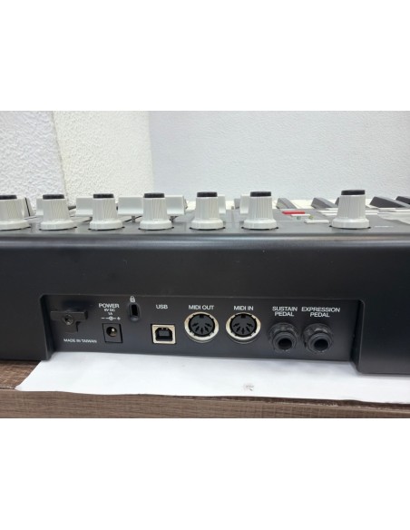 1-1-280570-4-Música Profesional Controladora Teclado AKAI MPK49 
