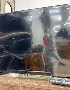 1-1-280564-1-Televisor LED Samsung T4300 Smart Sin Uso 2