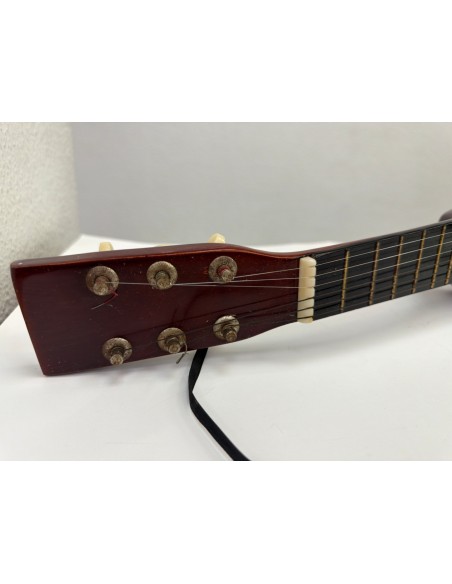 1-1-280631-3-Guitarra Ukelele 