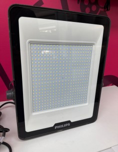8-8-82034-1-Electricidad Foco Philips BVP165 Led240 200w