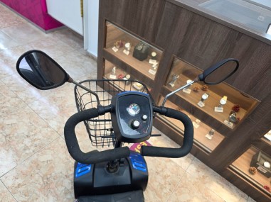 1-1-280686-2-Silla De Ruedas Scout Scooter