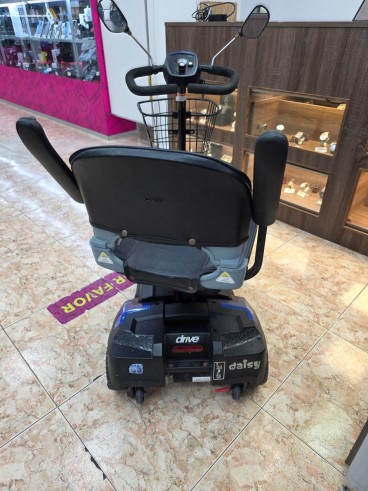 1-1-280686-5-Silla De Ruedas Scout Scooter