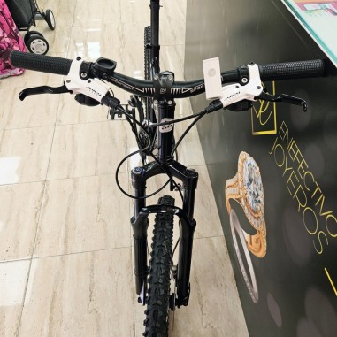 8-8-82358-3-Bicicleta Montana Rockrider 6.3 - T.M L