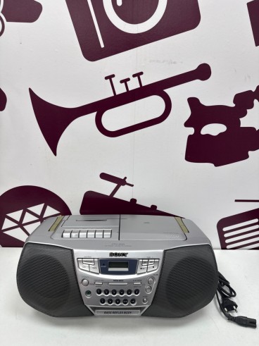8-8-81993-2-Radio CD Casette Sony CFD-S22L 