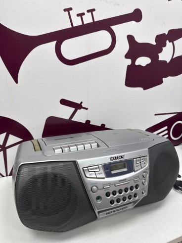 8-8-81993-3-Radio CD Casette Sony CFD-S22L 