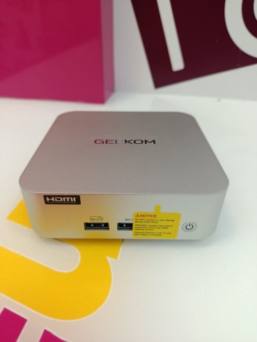 9-9-81075-8-Ordenador Sobremesa Mini PC Geekom A7 Amd Ryzen 7 32gb Ram 500gb Ssd