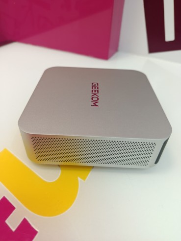 9-9-81075-9-Ordenador Sobremesa Mini PC Geekom A7 Amd Ryzen 7 32gb Ram 500gb Ssd