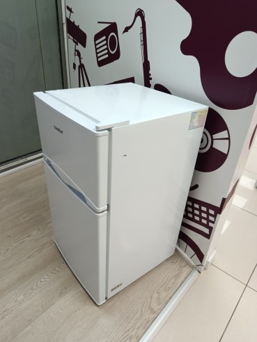 9-9-80983-16-Frigorifico COMFEE RCT87WH2EU 87 LITROS