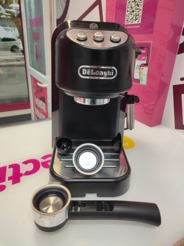 9-9-81169-1-Cafetera Espresso Delonghi EC250B
