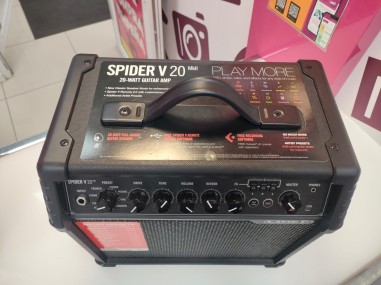 9-9-81173-4-Amplificador Guitarra line 6 spider v 20 mkII
