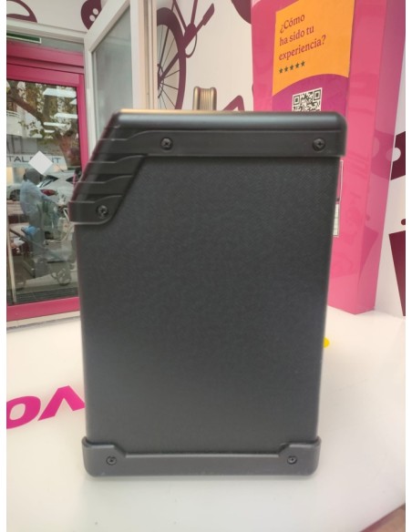 9-9-81173-5-Amplificador Guitarra line 6 spider v 20 mkII