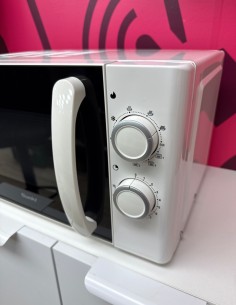 8-8-53124-1-Microondas Bluesky BMG20Z-16 2