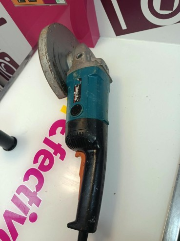 9-9-81106-4-Radial Makita 9069 2000w
