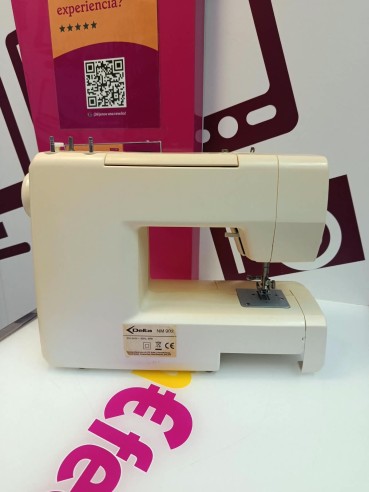 9-9-81167-6-Maquina Coser Delta Nm 902