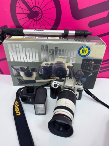 7-7-92241-2-Fotografía Tradicional Nikon F60 