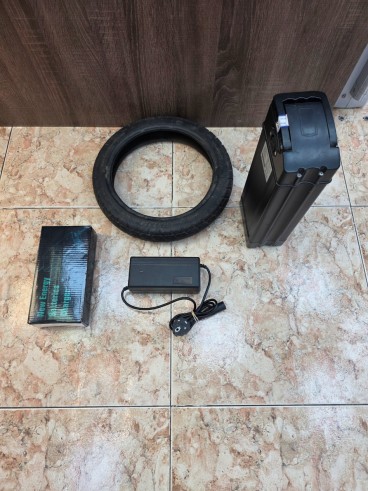 1-1-280640-6-Bicicleta Electrica Negra 48v 15Ah