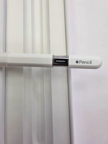 1-1-280965-2-Lápiz Digital Apple Pencil (USB-C 