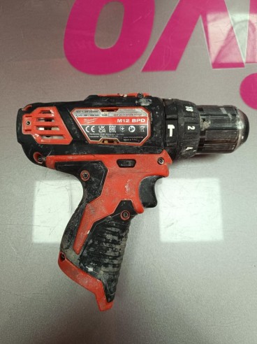 7-7-91028-3-Taladro A Bateria Milwaukee M12 Bpd-202c