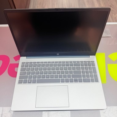 7-7-92259-3-Ordenador Portátil HP 15-FD0063NS Intel I5-1334U 16 Ram 512 SSD 