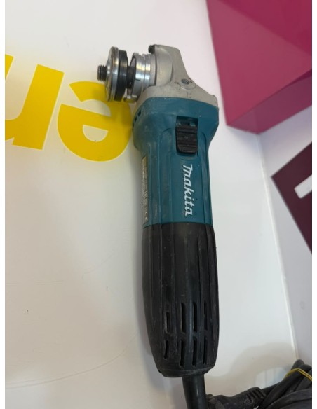 9-9-79334-1-Radial Makita Ga4530r 720w