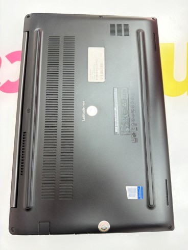 1-1-279232-4-Ordenador Portátil Dell I5-8350 1.70Ghz 1.90Ghz 8 256Gb