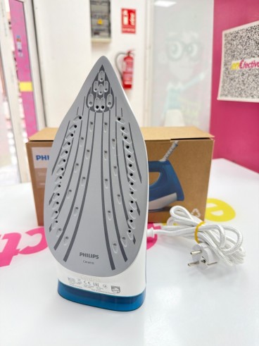 1-1-281019-3-Plancha Vapor Philips DST3040 3000 Series (Sin Uso)