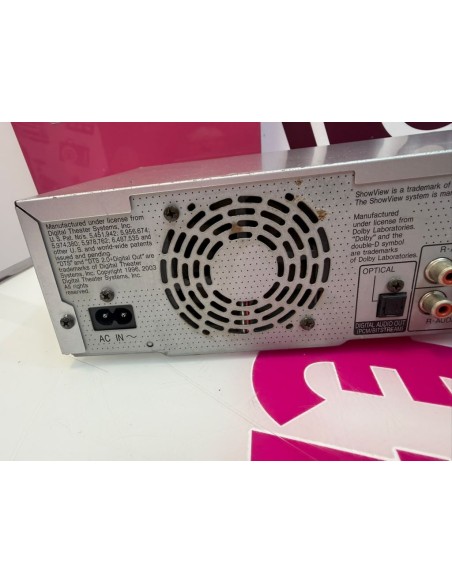 9-9-81137-4-Reproductor Grabador DVD Panasonic DMR-E65EG sin mando