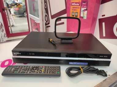9-9-81140-1-Reproductor Grabador DVD Sony RDR-HXD790