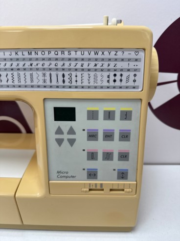 8-8-82410-4-Maquina Coser Singer Sonata Micro 
