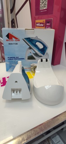 9-9-81142-3-Plancha Vapor Eco 1126